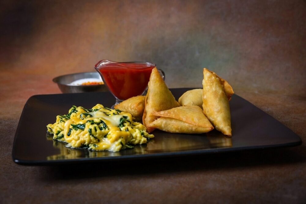 Scrambled Eggs, Methi & Cheese